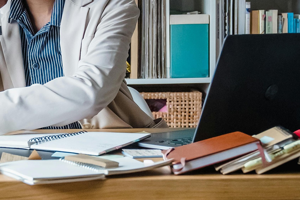 Advantage of a messy desk